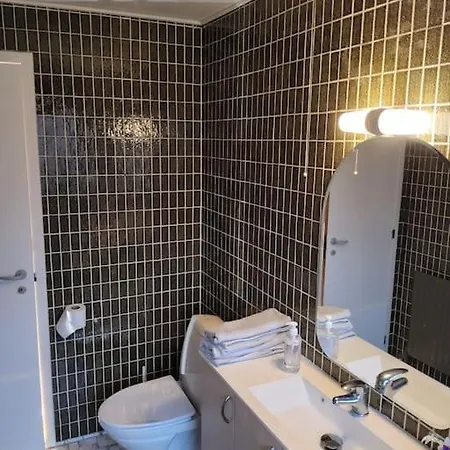 Family Friendly B, 900m To Lego House, Parking, Legoland, Lalandia Apartment