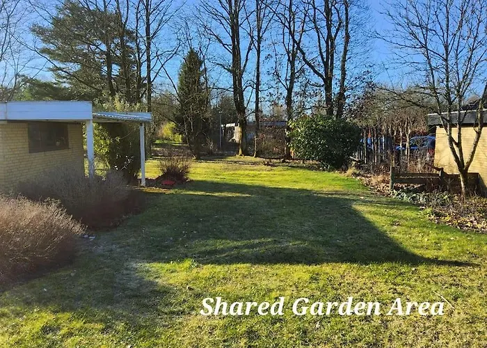 Family Friendly B, 900m To Lego House, Parking, Legoland, Lalandia Billund