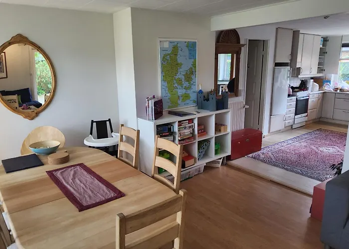 Family Friendly B, 900m To Lego House, Parking, Legoland, Lalandia Billund